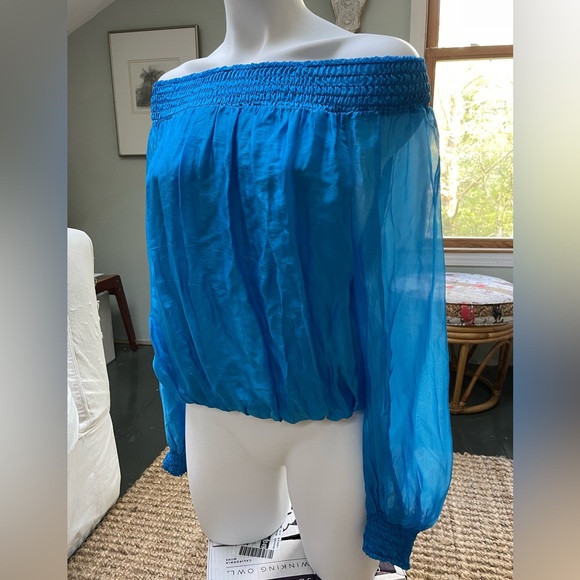 NWT Sofia Made in Italy Silk Blouse - Picture 3 of 8